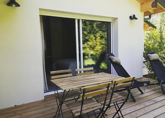 Chic Et Romantique Merlot Pres De Bordeaux * Saint-Sulpice-et-Cameyrac